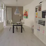 Sea & Dunes لاهاي